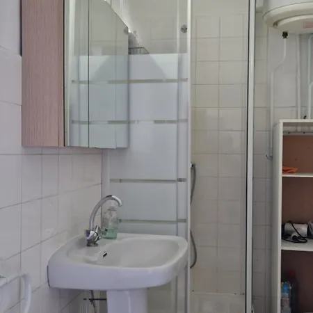 Apartment 26m2 Avec Terrasse 16m2