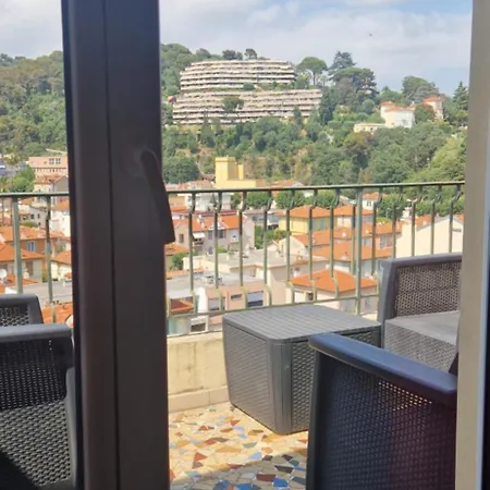 公寓 26m2 Avec Terrasse 16m2 尼斯